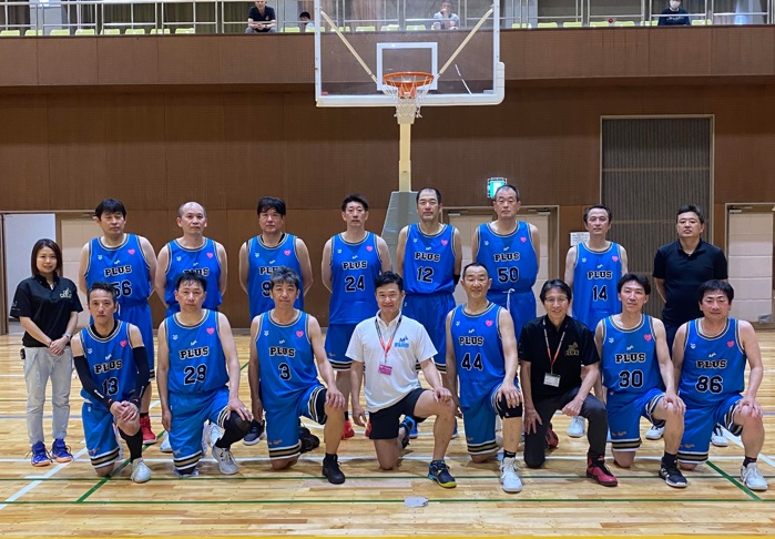 エムプラススーパーシニア集合写真